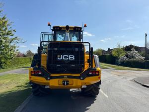 Chargeuse compacte 1CX/4CX avec pelle rétrocaveuse et chargeur frontal, capacité de charge nominale de 7 tonnes, pour travaux de construction et agriculture, modèle 2023 - Product Image 3