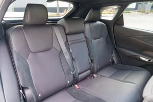 Offre exceptionnelle : Lexus RX 500h F Sport Performance d'occasion 2023 - Product Image 4