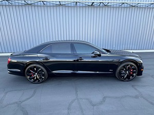Bentley Flying Spur Azure Híbrido NEGRO 2023 Usado en Buenas Condiciones, Certificado y Limpio - Product Image 5