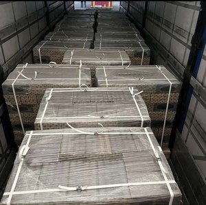 Briquetas/Madera Natural de Calidad Original a Precio Competitivo - Product Image 1