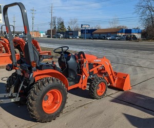 รถแทรกเตอร์4WD ขนาดกะทัดรัด2019 Kubota B2301พร้อมเครื่องยนต์ดีเซล23แรงม้า - Product Image 6