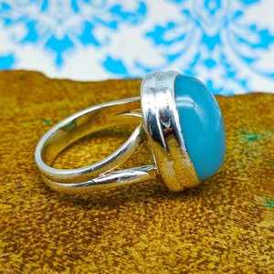 Meilleure vente bijoux en argent Antique calcédoine naturelle forme ovale bague en pierres précieuses belle couleur bleue Cabochon anneaux en pierre - Product Image 3
