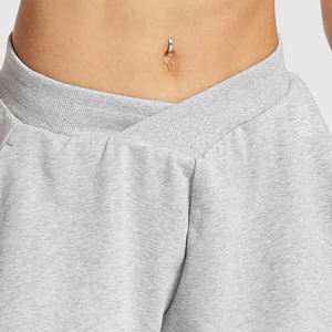 Shorts de course pour femmes, design unique avec logo personnalisé, confort optimal, par AMAZING INDUSTRIES - Product Image 6