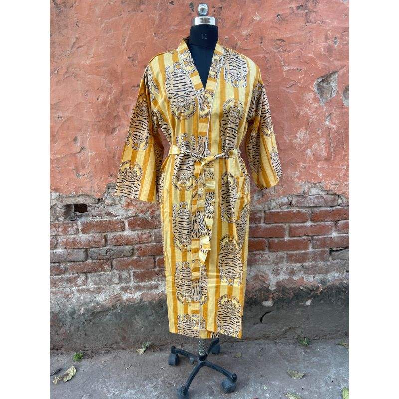 โกลเด้น