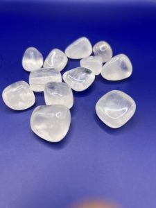 Quartz clair naturel poli pierres dégringolées amour Feng Shui cristaux de guérison énergie méditation maison - Product Image 6