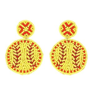 Boucles d'oreilles pendantes brodées de perles faites à la main, motif 'Game Day', élégantes, mignonnes, tendance, de qualité supérieure, couleurs personnalisables, unisexe, Inde - Product Image 2