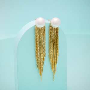 Modernos Pendientes Colgantes Chapados en Oro 192697 con Forma de Borla, Perla/Diamante, para Bodas, Fiestas, Regalos, Hechos de Aleación de Zinc - Product Image 1