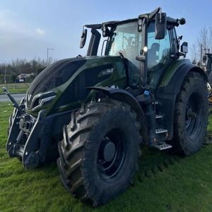 Valtra Mini Tractor para Agricultura 4WD Rueda Cabina Agrícola con Implementos de Motor de Núcleo de Ucrania - Product Image 4