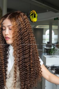 Se concentrer sur les caractéristiques et l'origine du produit - Product Image 3