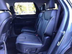 Palisade SEL AWD 2024 Gris Limpio Usado con Techo Solar Automático Oscuro, Arranque Remoto, Asientos de Cuero, Sistema de Navegación, R18 - Product Image 5