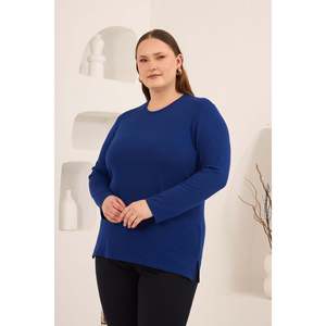 Pull en tricot basique pour femmes grandes tailles RMG, pull col rond bleu royal avec détail fendu, mélange de viscose pour l'automne et l'hiver - Product Image 4