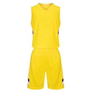 Nuevo conjunto de camisetas y pantalones cortos de gimnasio activo para hombre, camisas de gimnasio estampadas de diseño suave cómodo con logotipo personalizado, MOQ bajo para ropa de otoño - Product Image 3