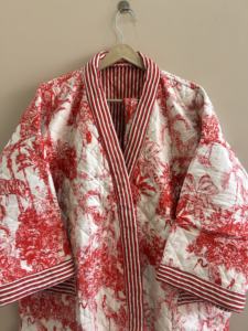 Robe kimono longue rembourrée en coton biologique avec ceinture, imprimé animal - Product Image 3