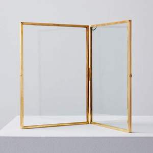 Cadre photo en métal d'inspiration vintage, ornement artistique pour la maison, pour une décoration intérieure élégante, chambre à coucher, bureau, table - Product Image 1