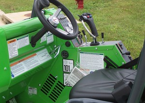 Hot Selling Avant 423 Skid Steer Log <b>Loader</b> <b>Tractor</b> <b>Loader</b> Mini Front End <b>Loader</b> Kohler Engine 16 kW Hydraulic Pump 1080kg High - Product Image 2