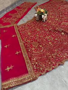 BD lance un Lehenga Choli en tissu souple de qualité supérieure, évasé sur 4 mètres, moderne, pour les occasions spéciales, réversible avec Can-Can - Product Image 6