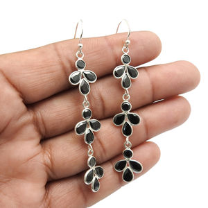 ต่างหู925เซอร์โคเนียทรงลูกบาศก์สีดำดีไซน์หรูหราออกใหม่เครื่องประดับแบบห้อยสไตล์คลาสสิกทำด้วยมือของผู้หญิงเด็กผู้หญิง - Product Image 2