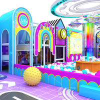 Équipement de parc d'attractions intérieur personnalisé, piscine à balles multi-niveaux, toboggan tubulaire, trampoline, voitures à pédales pour enfants, solution tout-en-un