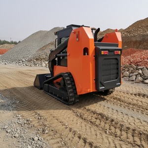 ใช้สำหรับรถตักล้อยางขนาดเล็ก Skid Steer XC1100 พร้อมเครื่องยนต์ดีเซล 12 แรงม้า ระบบไฮดรอลิกแรงดันสูง กล่องเกียร์รถแทรกเตอร์แบบล้อ - Product Image 5