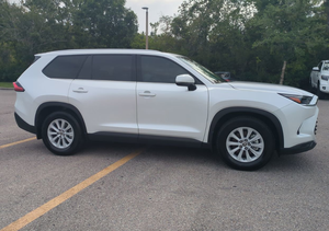 Certificado 2024 Toyota Grand Highlander XLE SUV - Product Image 2