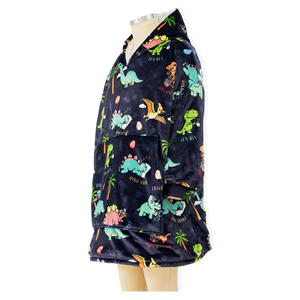 Proveedor de Mantas con Capucha Personalizadas, Manta Usable de Invierno con Bolsillo, Estampado de Dinosaurio, Fábrica de Ropa de Camboya - Product Image 2