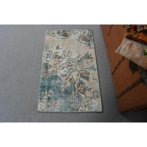 Tapis en laine vintage, petit modèle 1,6x2,8 pieds, motif patchwork bleu, avec envers en latex écologique - Product Image 1