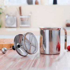 Mousseur à lait manuel pour cappuccino traditionnel - Couleurs assorties - Product Image 2