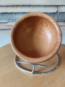 Cuenco de madera con borde Cuenco de frutas hecho a mano Cuenco rústico Decorativo para centro de mesa - Product Image 6