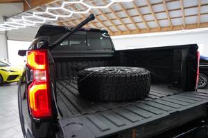2025 usato CHEVROLET SILVERADO TRAIL BOSS High Country Z71 6.2 V8 4WD 426HP SUV cambio automatico - Product Image 4