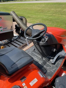 Tondeuse autoportée Kubota GR2120 à haute efficacité, 17,5 CV, tondeuse robotisée à vendre en France, livraison rapide, meilleur prix - Product Image 4