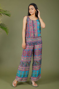 2023 saison d'été Hot Looking vêtements de fête femmes combinaison en soie - Product Image 4