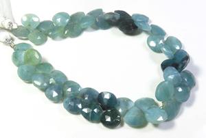 Perles de Grand-d'ierite vertes facettées 8,5-9,5 mm, forme de cœur, perles de Grand-d'ierite, brin de 8 pouces, pierres précieuses vertes naturelles de qualité supérieure pour collier - Product Image 3