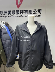 Gran oferta ropa cortavientos con logotipo personalizado para hombre cortavientos de gran tamaño con capucha ligero impermeable para venta al por mayor OEM - Product Image 4