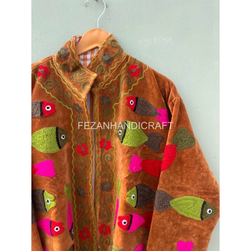 สีน้ำตาล