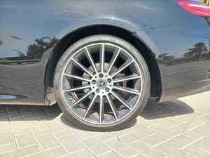 E200 2024 Usado, Diésel, Volante a la Derecha, Asientos de Cuero, Interior Oscuro, Control de Crucero ACC, Motor 4.5L, Automático, Convertible - Product Image 6