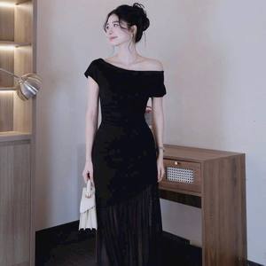 เดรสยาวผ้าตาข่ายสีดำแบบเปิดไหล่ ดีไซน์หรูหราสำหรับงานเลี้ยงตอนเย็น - Product Image 3