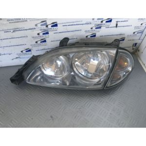 Faro Anteriore Sinistro Toyota Avensis Berlina 1a Serie 8115005100 (98>03) - Product Image 1