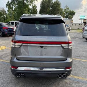 Lincoln Aviator Reserve 2023 : Propre et Abordable - Product Image 3