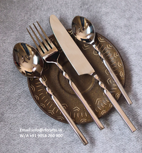 ชุดมีดทองแดงด้ามบิดส้อมสแตนเลส - Product Image 1