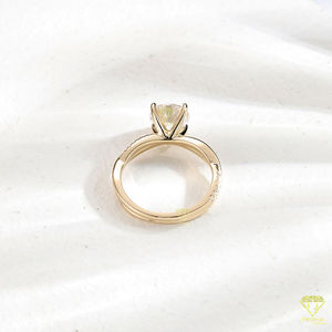 Anillo de compromiso de laboratorio redondo clásico para mujer, joyería nupcial de solitario inspirada en diamantes - Product Image 2