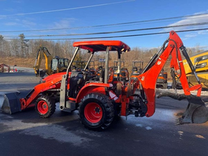 รถตักล้อยางคุณภาพสูงราคาประหยัด Kubota L47 ดีเซล พร้อมมอเตอร์และเกียร์บ็อกซ์ ระบบไฮดรอลิก KYB ประสิทธิภาพสูง ขาย - Product Image 2