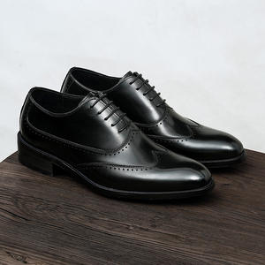 Chaussures brogues en daim souple avec bords perforés et semelle légère, chaussures décontractées pour hommes, chaussures tendance - Product Image 3