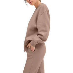 Sudaderas de mujer de gran tamaño de lana personalizadas, cuello redondo, sudaderas personalizadas en blanco al por mayor de alta calidad 300 Gsm para mujer - Product Image 2