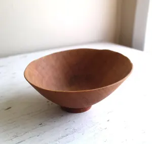 Cuenco de madera tallado a mano para servir alimentos saludables y alimentos con un acabado suave seguro disponible a granel - Product Image 6