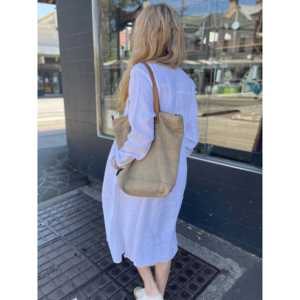 Vestido Camisero Casual de Lino HEERA para Primavera con Encaje, Tejido Transpirable, Logotipo en el Frente, Tallas XS y XL Disponibles en Blanco - Product Image 5