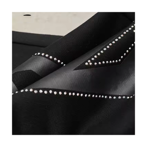 Pantalon de survêtement décontracté taille moyenne pour hommes avec strass pour la vente en gros et les professionnels - Product Image 5