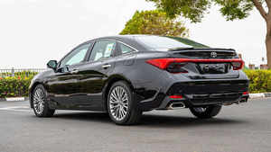 Perfectamente LIMPIO 2022 T O Y O T A AVAL EN LIMITADO 3,5 P NEGRO - Product Image 3