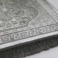 Pas cher Vente en gros en usine Tapis de prière portable pour cadeau islamique pour voyage Tapis de prière islamique musulman pleine grandeur