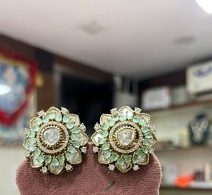 Elegant Best Quality Gold Plated Modern Look Kundan <b>Tops</b> Earrings Wedding Party Wear Collections For <b>Women</b> And Girls - Product Image 1
