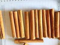 Bâtonnets de cannelle de forme entière, cannelle de Ceylan naturelle, écorces de Cinnamomum Zeylanicum, Akina